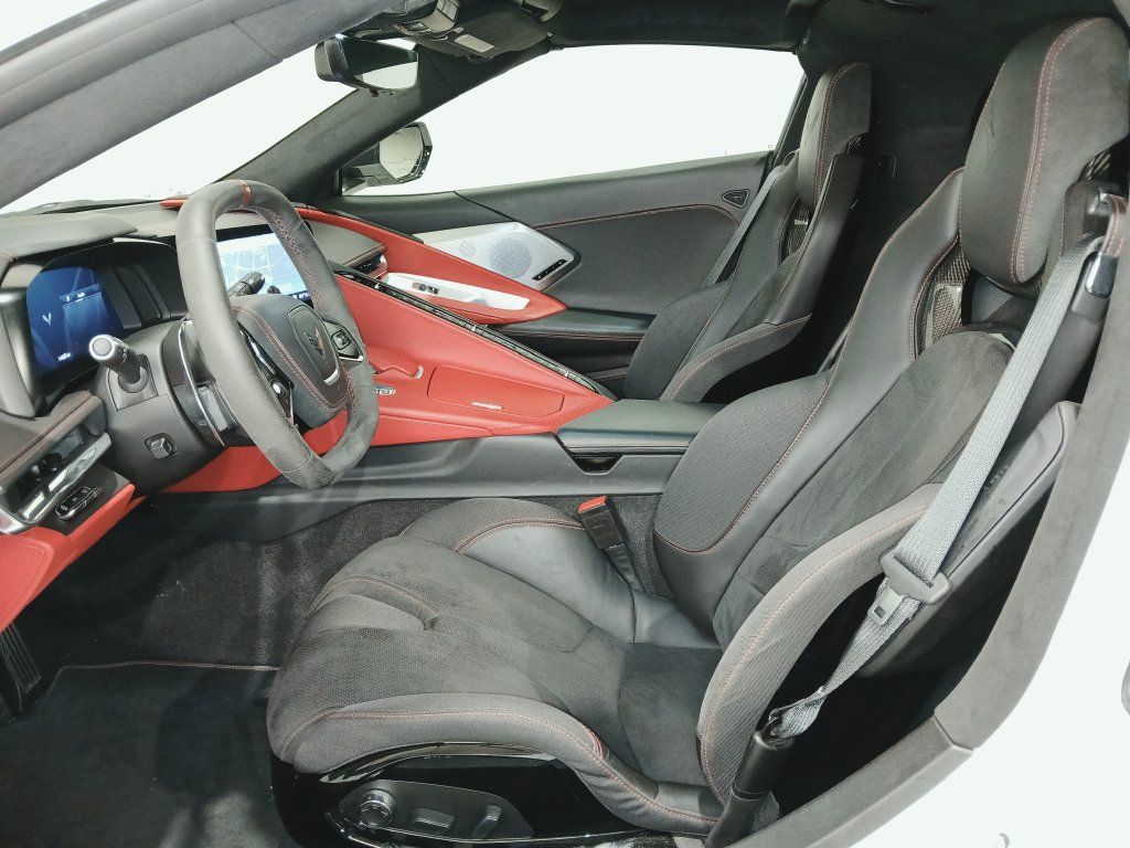 Certified 2020 Chevrolet Corvette Stingray Premium Cpe w/ 3LT Preferred Equipment Group RWD image 13