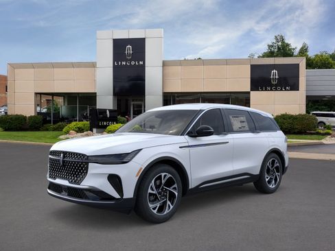 New 2026 Lincoln Nautilus Premier w/ Equipment Group 102A AWD/4WD image 2
