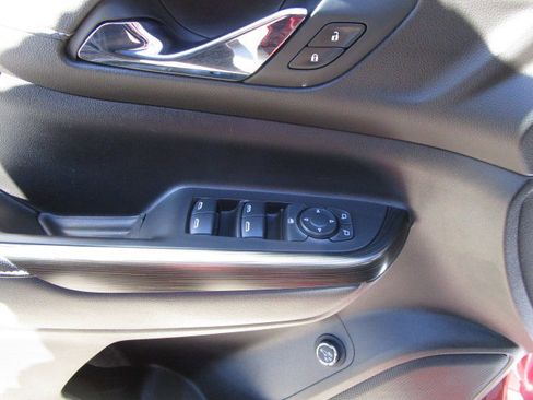 Used 2019 GMC Acadia SLT w/ Black Edition image 15