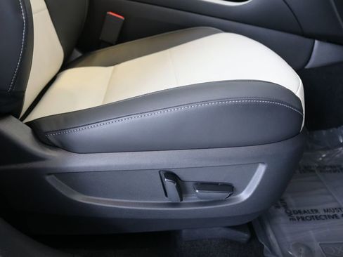 Certified 2025 INFINITI QX55 Essential image 39