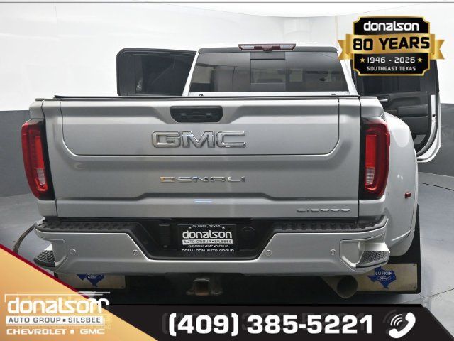 Used 2022 GMC Sierra 3500 Denali w/ Denali Ultimate Package AWD/4WD image 25