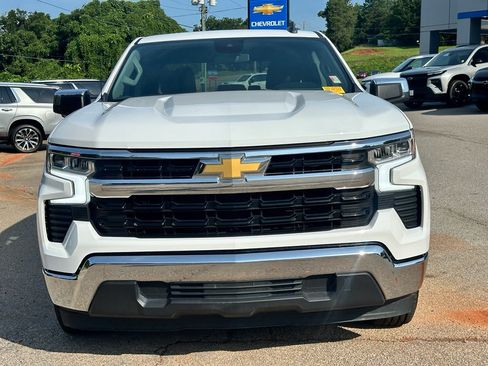 Used 2025 Chevrolet Silverado 1500 LT RWD image 5