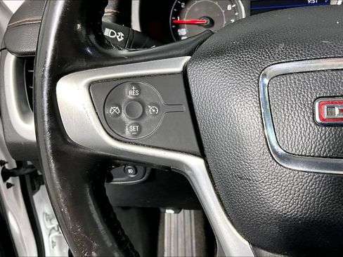 Used 2019 GMC Terrain SLT FWD image 18
