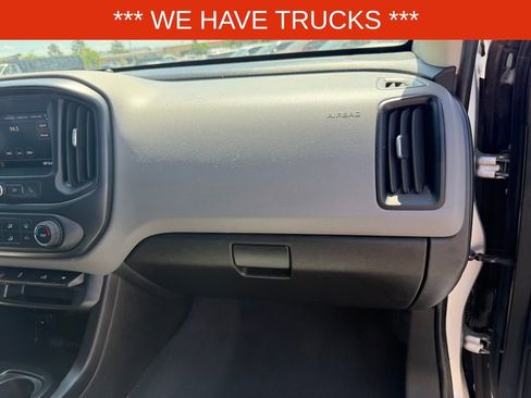 Used 2020 Chevrolet Colorado W/T w/ WT Convenience Package AWD/4WD image 32