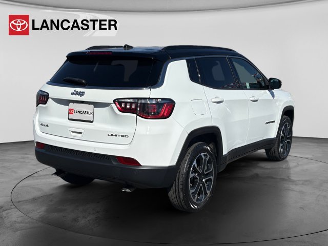 Used 2023 Jeep Compass Limited AWD/4WD image 7