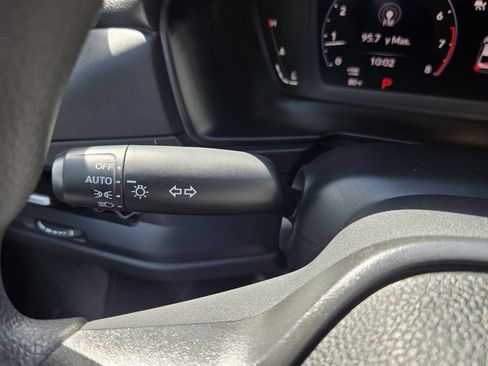 Used 2025 Honda Accord SE image 25