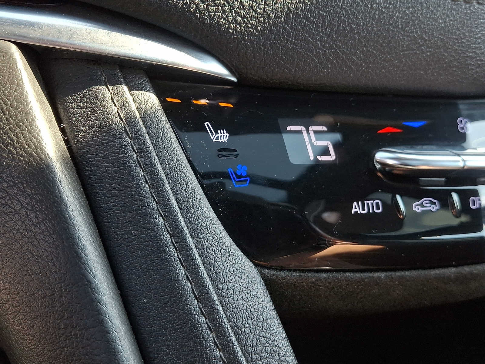 Used 2019 Cadillac XT5 Luxury FWD image 24