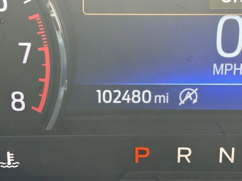 Used 2021 Ford Explorer XLT w/ Equipment Group 202A RWD image 14