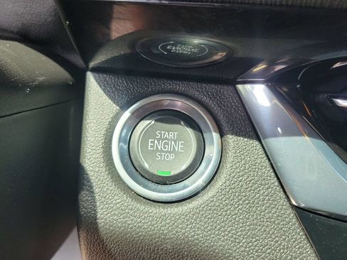Used 2024 Buick Envista Sport Touring w/ Convenience I Package FWD image 30
