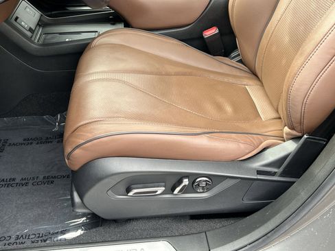 Used 2023 Acura RDX AWD w/ Advance Package image 11