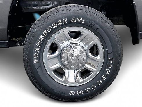 Certified 2024 RAM 2500 Tradesman w/ Chrome Appearance Group image 32