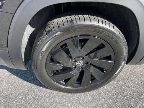 New 2026 Volkswagen Atlas SE FWD image 7