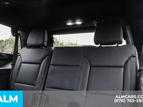 Used 2025 Chevrolet Tahoe Z71 w/ Z71 Off-Road Package AWD/4WD image 18