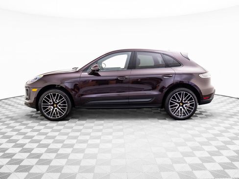 New 2026 Porsche Macan image 2