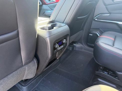Used 2024 Chevrolet Traverse RS AWD/4WD image 10