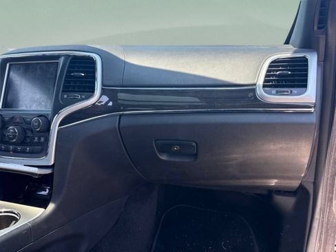 Used 2015 Jeep Grand Cherokee High Altitude AWD/4WD image 22
