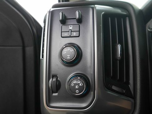 Used 2017 Chevrolet Silverado 1500 LT w/ All Star Edition AWD/4WD image 25