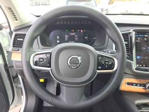 Used 2025 Volvo XC90 T8 Plus w/ Protection Package Premier image 12
