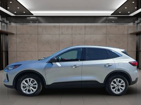 Used 2023 Ford Escape Active AWD/4WD image 5