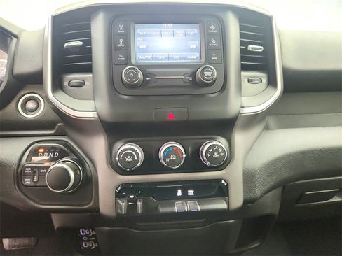 Used 2019 RAM 2500 Big Horn image 15