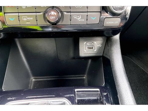 Certified 2023 Jeep Compass Limited AWD/4WD image 27