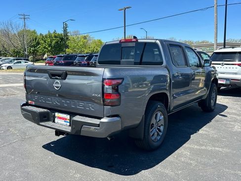 New 2026 Nissan Frontier SV w/ SV Convenience Package AWD/4WD image 5
