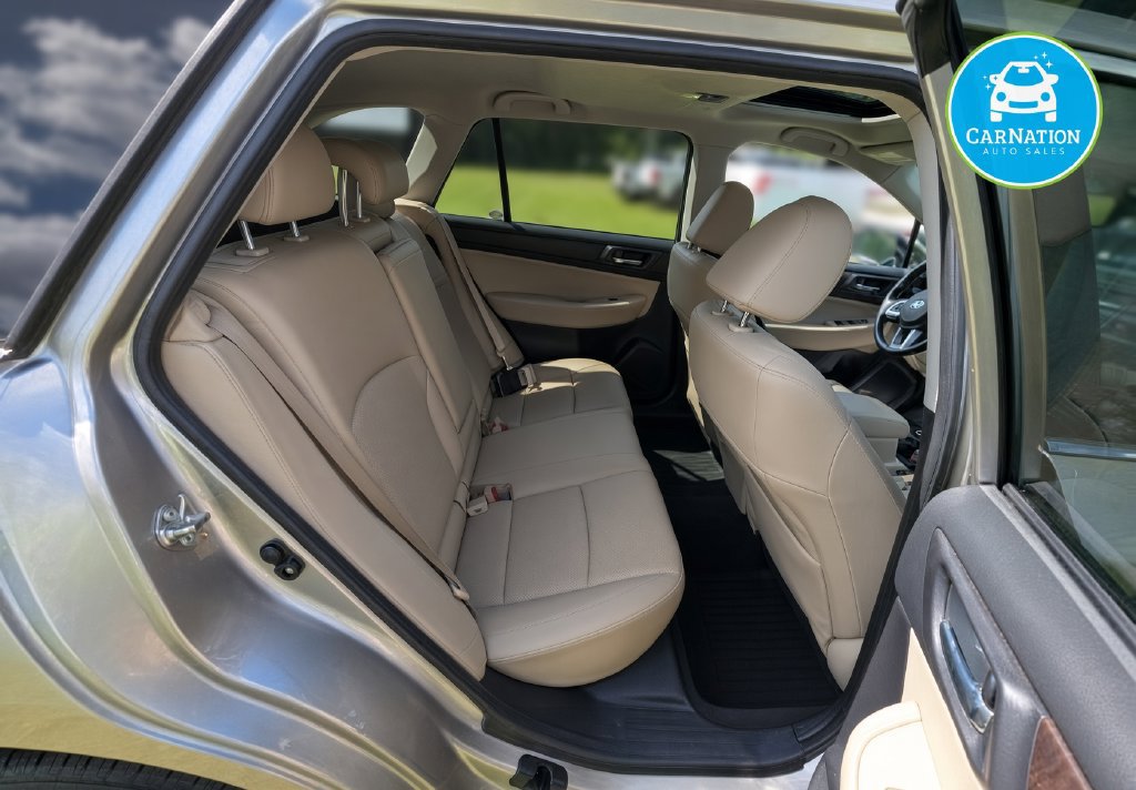 Used 2017 Subaru Outback 2.5i Limited AWD/4WD image 8