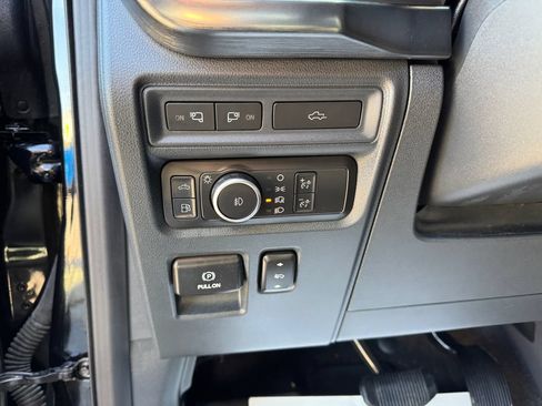 Used 2022 Ford F150 Lariat w/ Equipment Group 502A High AWD/4WD image 26