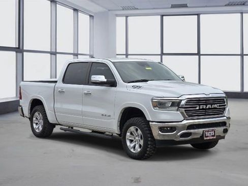 Used 2021 RAM 1500 Laramie AWD/4WD image 3