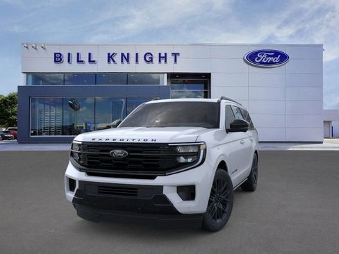 New 2026 Ford Expedition Platinum w/ Stealth Appearance Package AWD/4WD image 2
