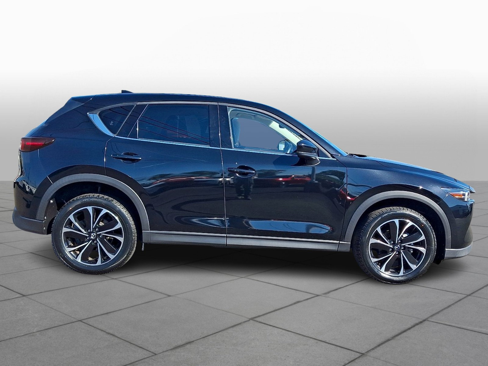 Certified 2022 MAZDA CX-5 AWD 2.5 S w/ Premium Package image 8