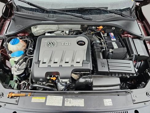 Used 2013 Volkswagen Passat TDI SEL Premium image 21