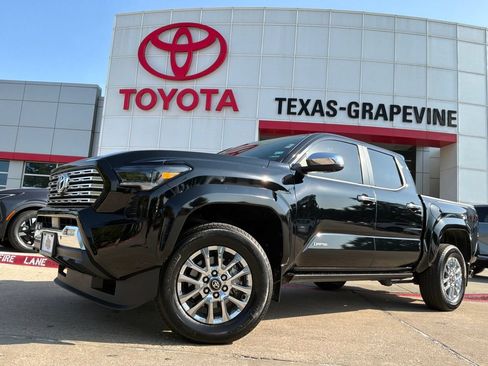 Used 2024 Toyota Tacoma Limited w/ Limited Package (LT) AWD/4WD image 2