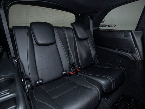 Used 2020 Mercedes-Benz GLS 450 4MATIC image 45