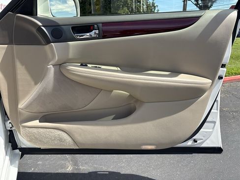 Used 2004 Lexus ES 330 FWD image 33