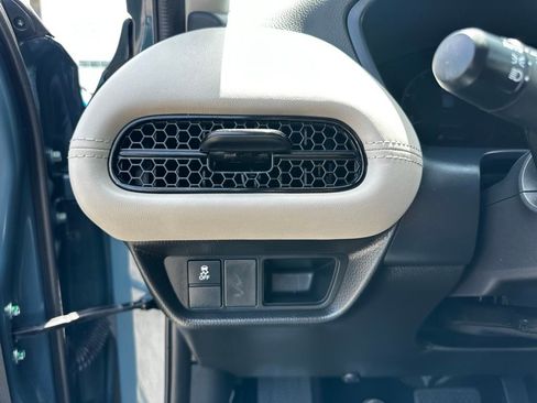 Used 2024 Honda HR-V LX image 24