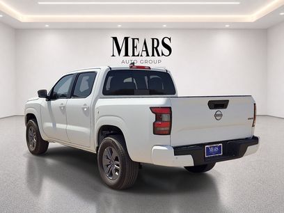 Used 2026 Nissan Frontier SV