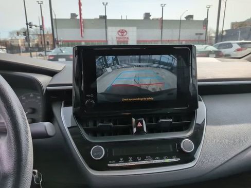 Used 2024 Toyota Corolla LE image 20