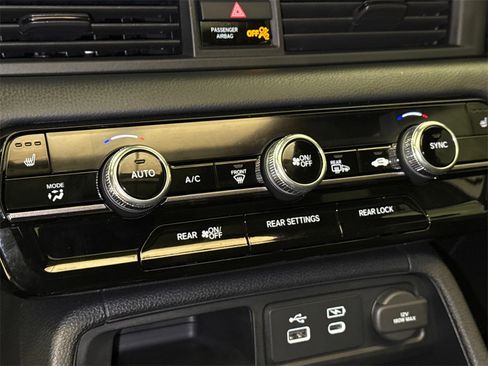 New 2025 Honda Pilot TrailSport image 30