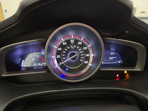 Used 2014 MAZDA MAZDA3 i Touring image 14