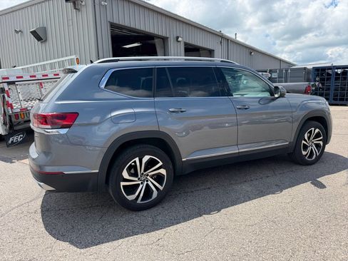 Used 2021 Volkswagen Atlas SEL Premium AWD/4WD image 4