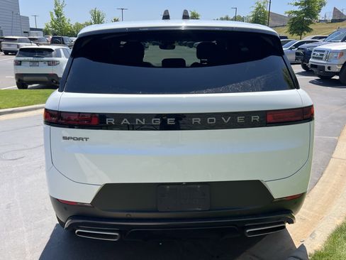 Certified 2025 Land Rover Range Rover Sport S AWD/4WD image 6