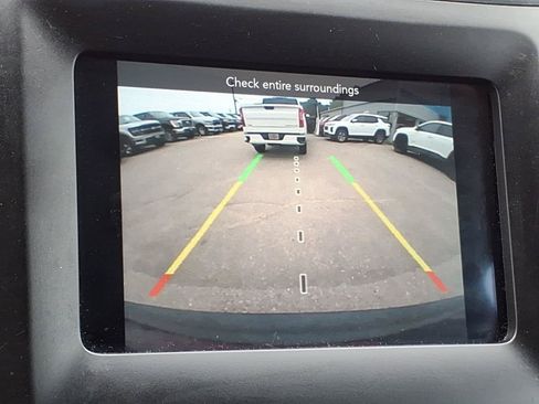 Used 2019 Jeep Cherokee Latitude Plus w/ Comfort/Convenience Group AWD/4WD image 20