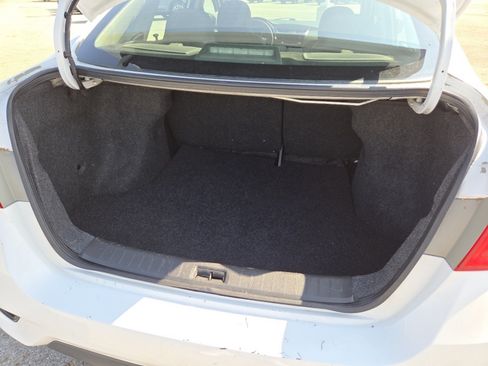 Used 2018 Nissan Sentra S FWD image 18