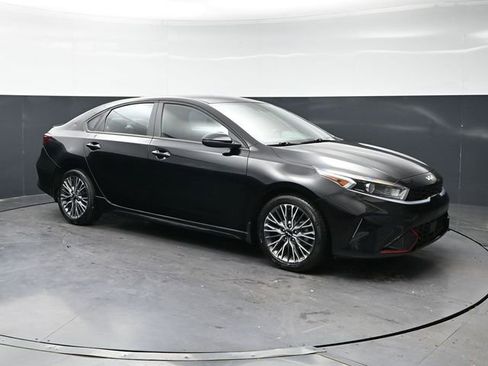 Used 2024 Kia Forte GT-Line FWD image 3