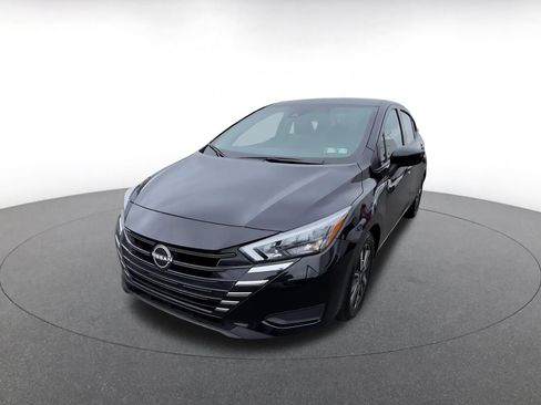 Used 2025 Nissan Versa SV FWD image 6