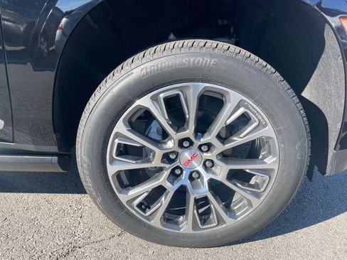 New 2026 GMC Yukon XL Denali w/ Sun & Power Step Package image 31