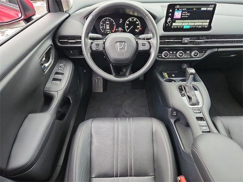 Used 2023 Honda HR-V EX-L image 11