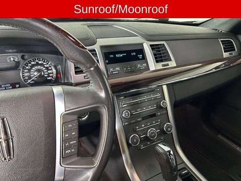Used 2009 Lincoln MKS FWD image 3