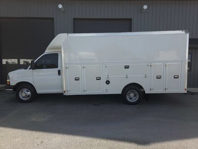 Used 2018 Chevrolet Express 3500 w/ Driver Convenience Package